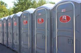 Best Standard Portable Toilet Rental  in Lake Holiday, IN